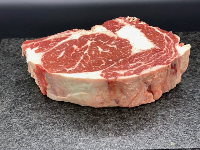 Spanish ANGUS Ribeye Steak by Miguel Vergara (750 GR)