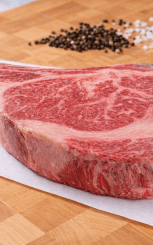 Japanese Wagyu Prime Rib steak Bone In (1,5KG)